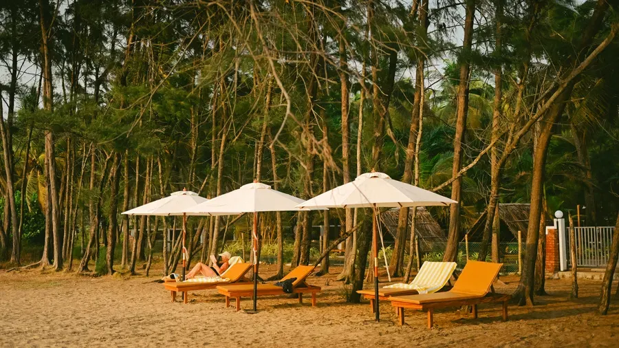 Abad Ayur on the Beach-Image12
