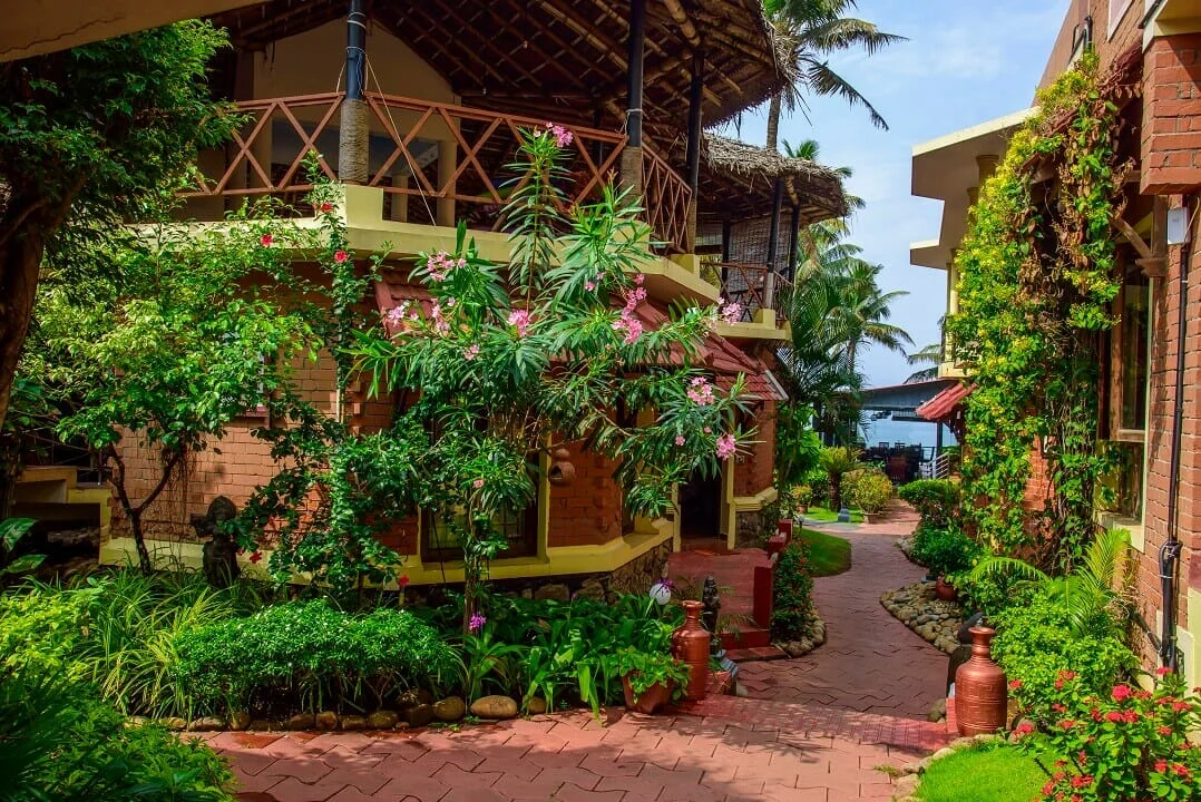 Krishnatheeram Ayur Holy Beach Resort-Image7