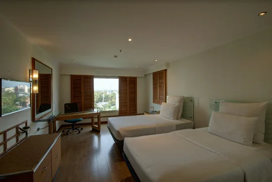 Raha Le Meridian-View-5