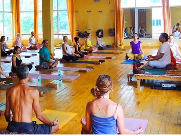 AYM Yoga School-Image7