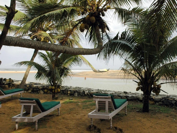 Beach and Lake Ayurvedic Resort-Image13