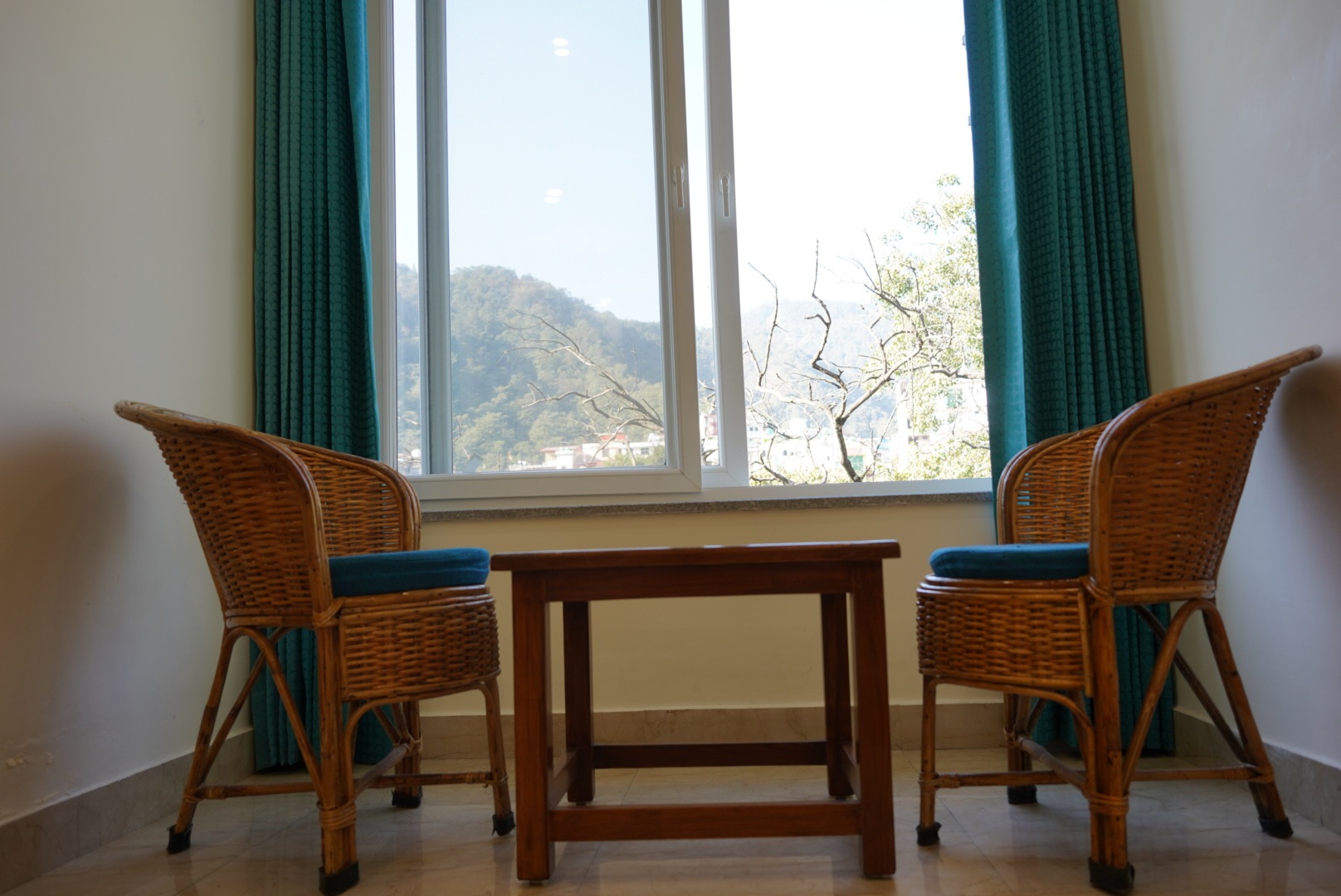 -View-4