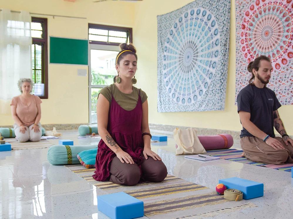 Yin Yoga International-MainView