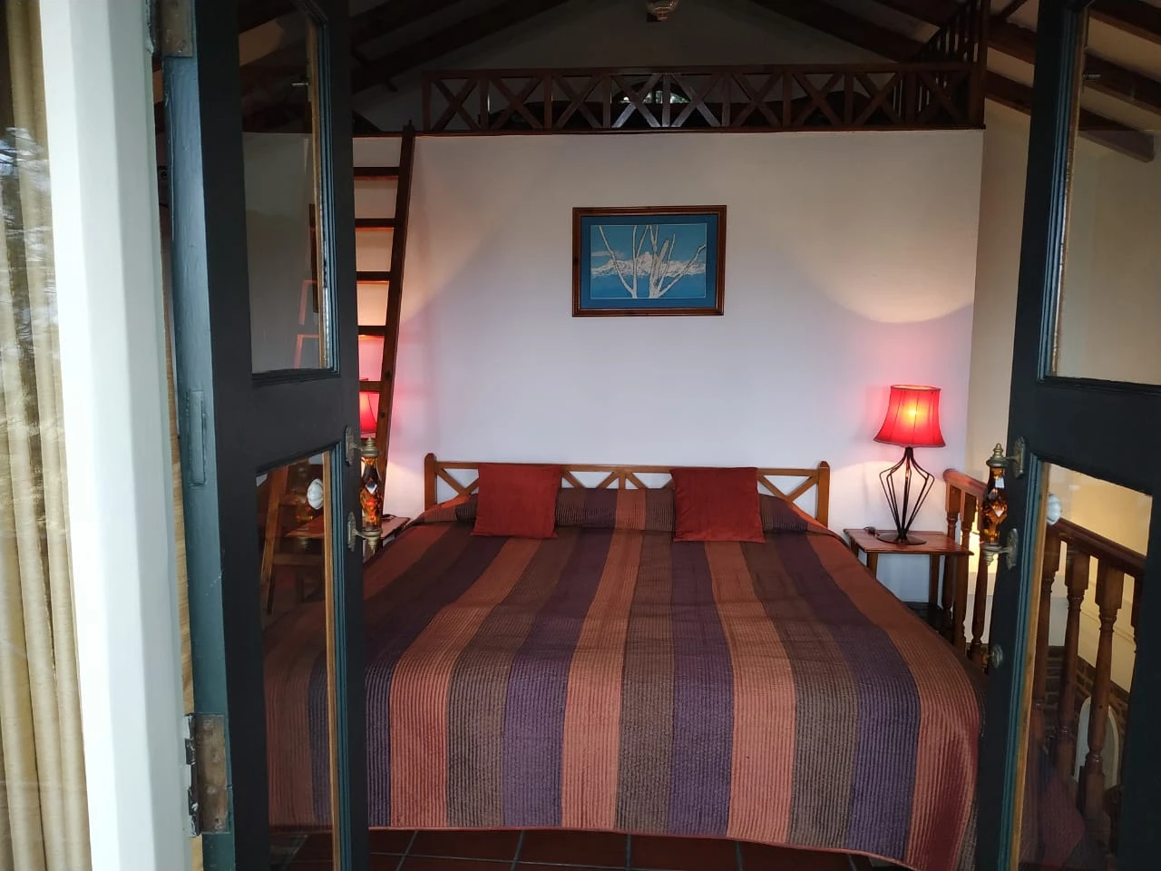 room-image